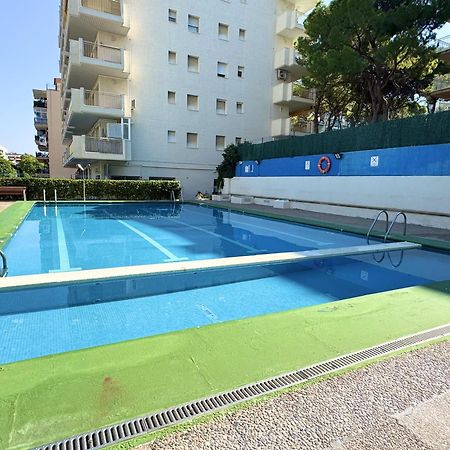 Apartsalou Penedes Bagian luar foto